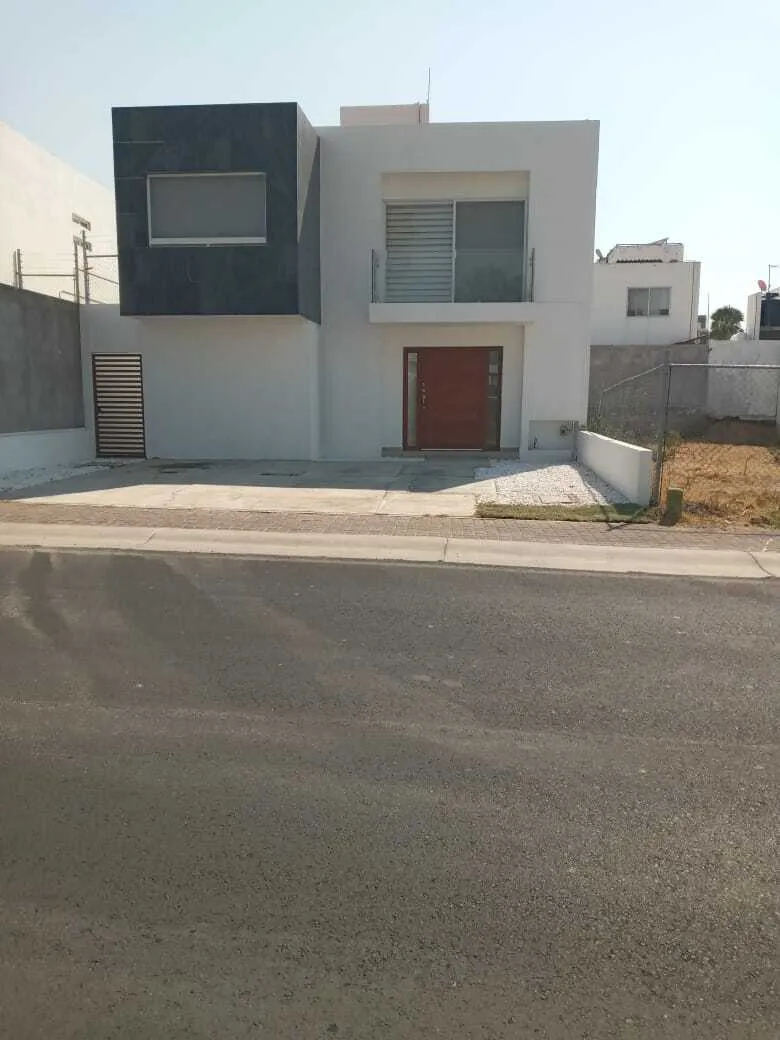 Casa en condominio en Residencial el Refugio, Quer├®taro